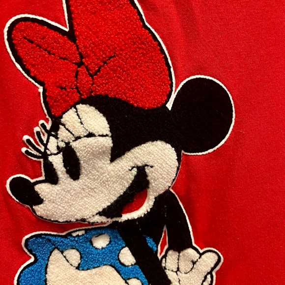 Disney’s Minnie Mouse sweatshirt with puff vinyl design - Picture 2 of 12